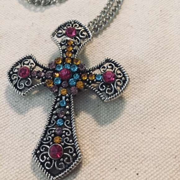 Jewelry - Christian Cross Necklace Converts to Pin Magnetic